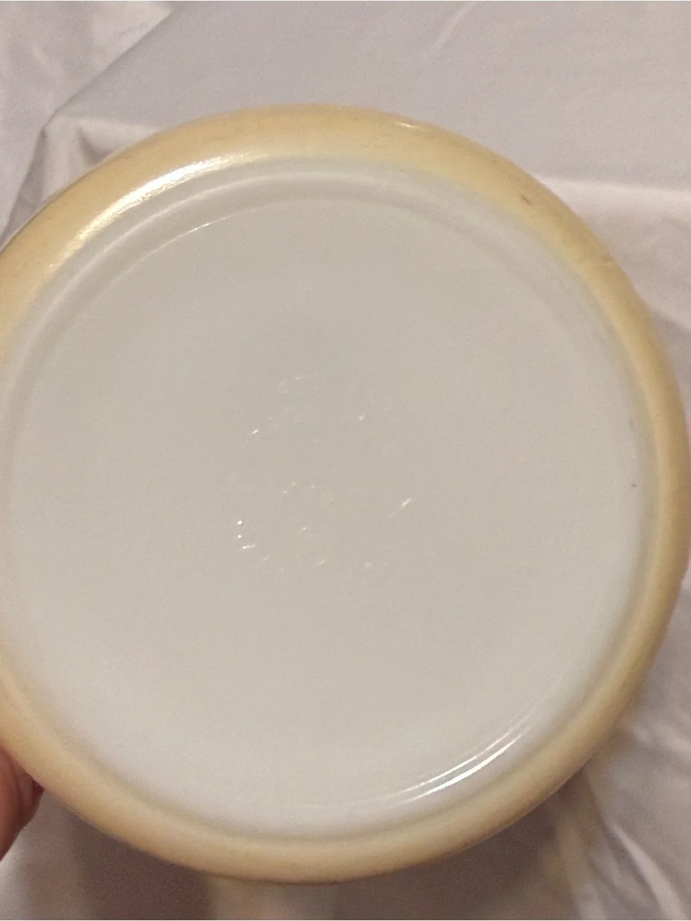 Pyrex Gold Leaf Casserole Dish